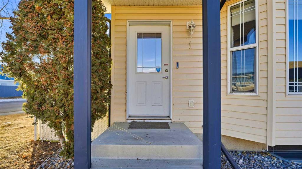 Fifth View of 1, 2 Hinshaw Drive , Hewlett Park, Sylvan Lake, Alberta, T4S 2J2