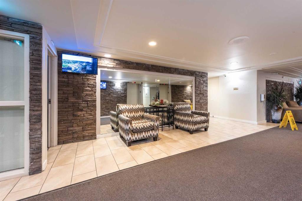 Third View of 311, 9800 Horton Road SW, Haysboro, Calgary, Alberta, T2V 5B5