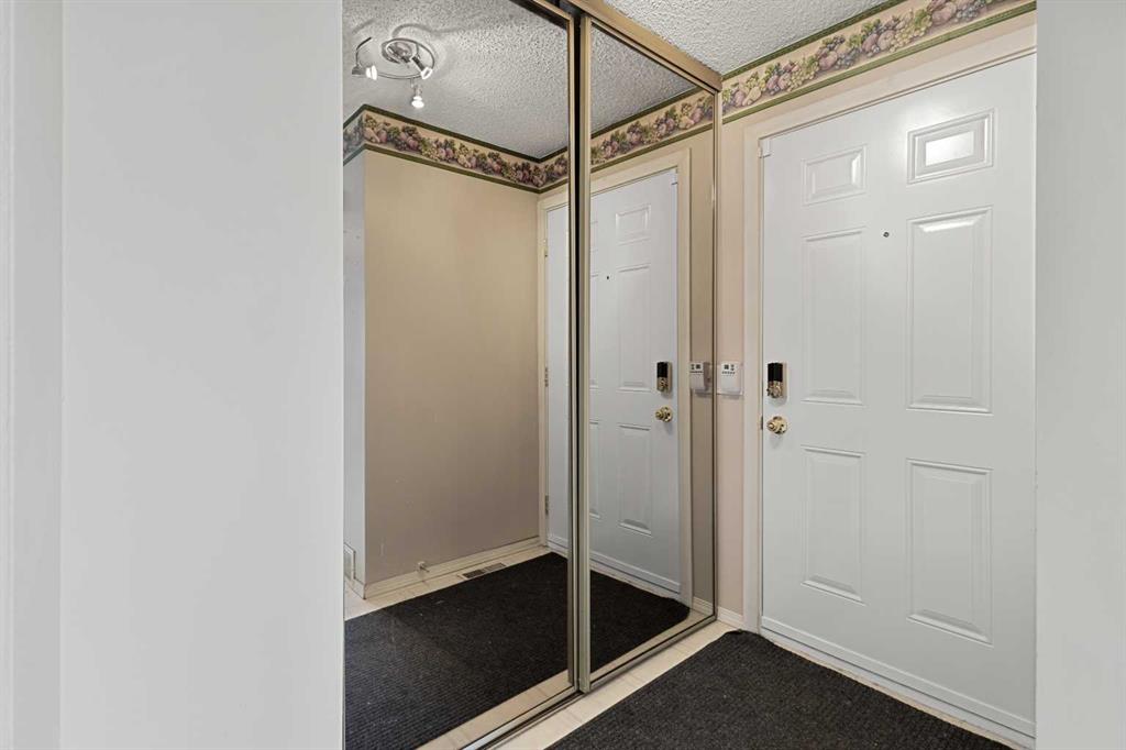 Fifth View of 73, 1155 Falconridge Drive NE, Falconridge, Calgary, Alberta, T3J 1E1