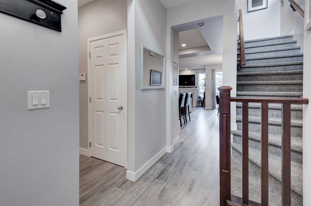 Fourth View of 44 New Brighton Landing SE, New Brighton, Calgary, Alberta, T2Z0S7