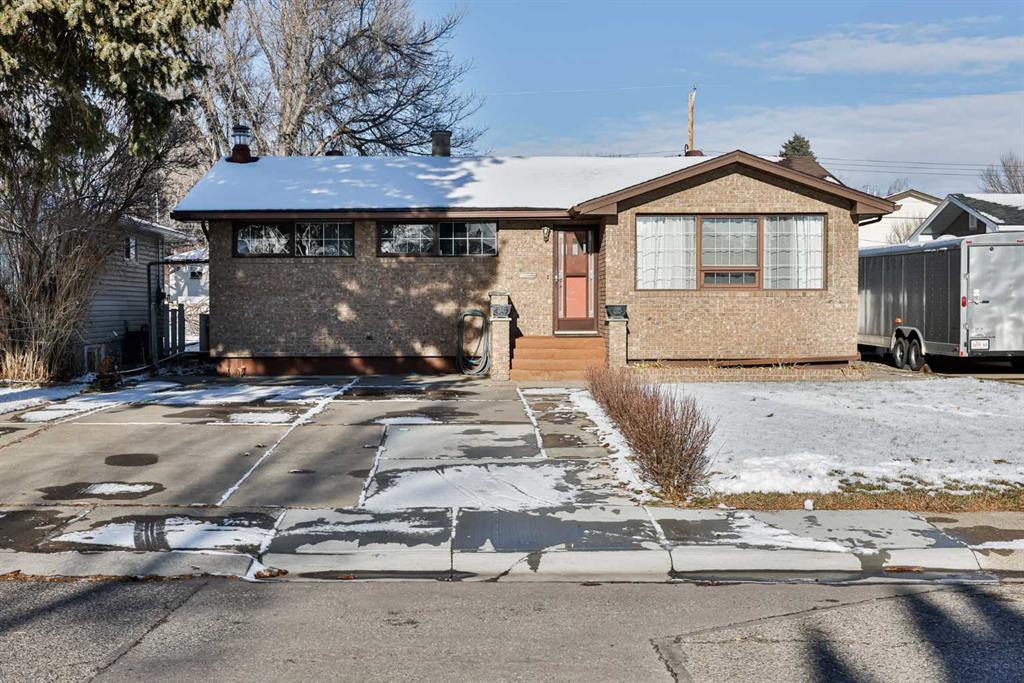 Second View of 1321 17 Avenue S, Agnes Davidson, Lethbridge, Alberta, T1K 1A3