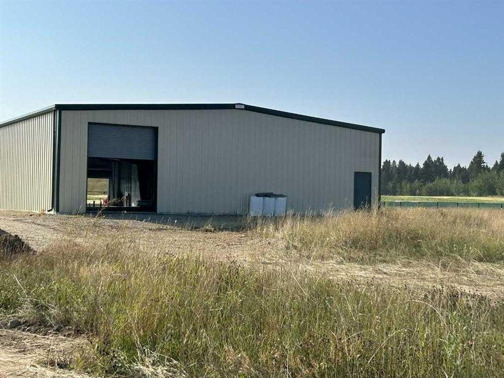 Fifth View of Rural Mountain View County, Alberta