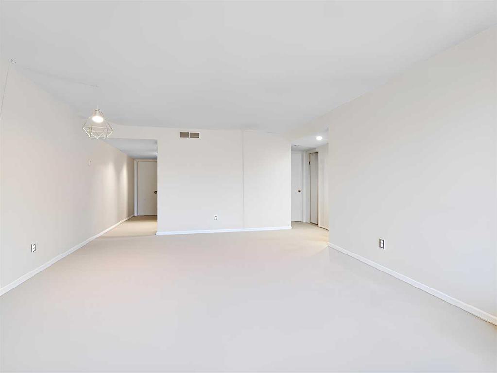 Fifth View of 205, 1625 14 Avenue SW, Sunalta, Calgary, Alberta, T3C 0W6