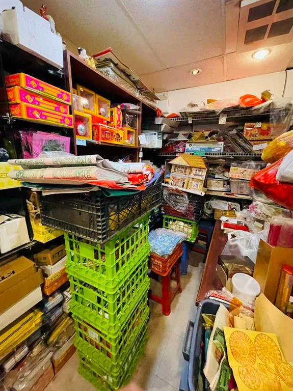 Third View of 9, 132 3 Avenue SE, Chinatown, Calgary, Alberta, T2G 0B6