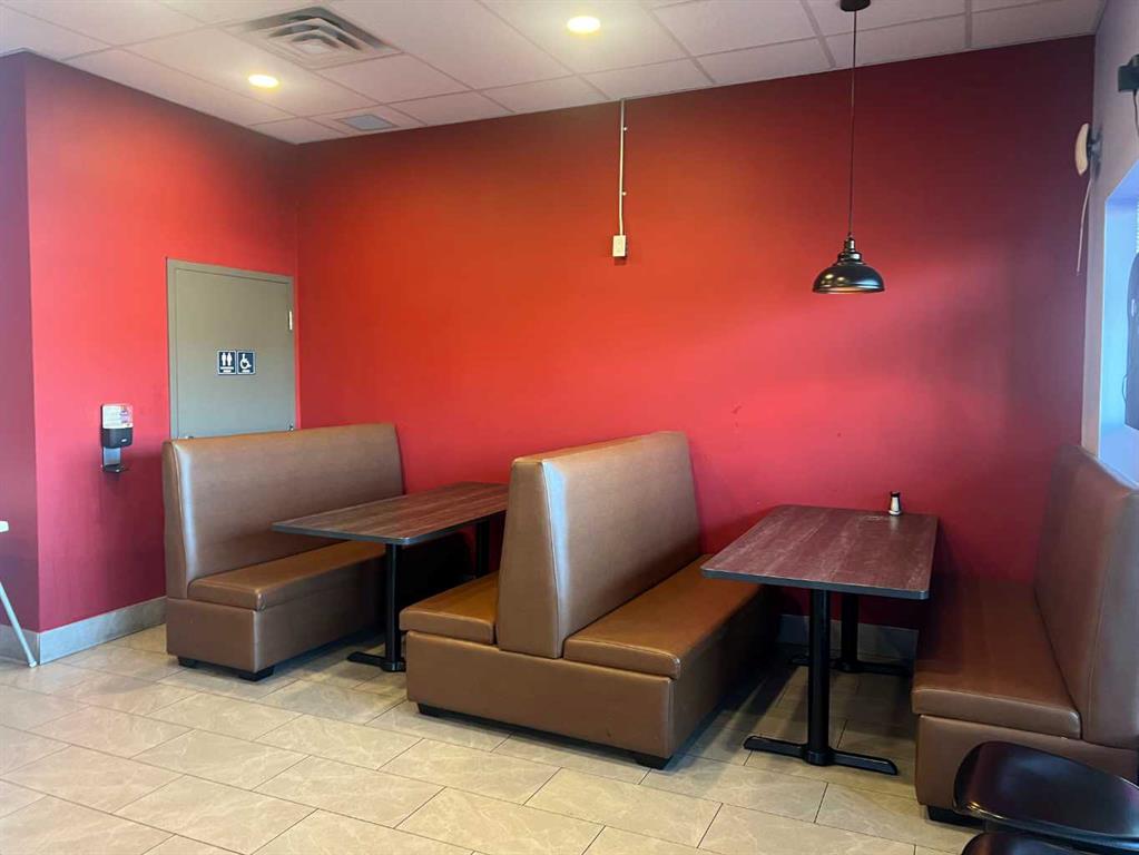 Fourth View of 436, 1919 Sirocco Drive SW, Christie Park, Calgary, Alberta, T3H 2Y3