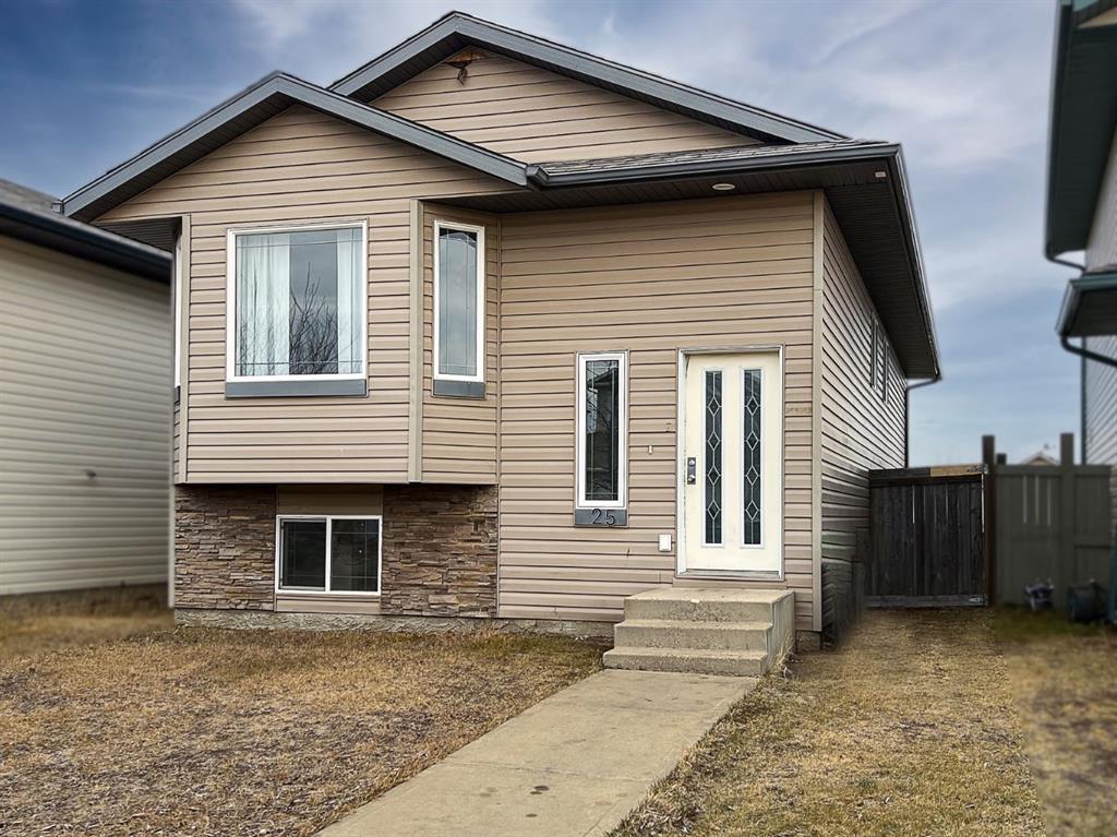 Second View of 25 Pinnacle Crossing , Pinnacle Ridge, Grande Prairie, Alberta, T8W 0A9