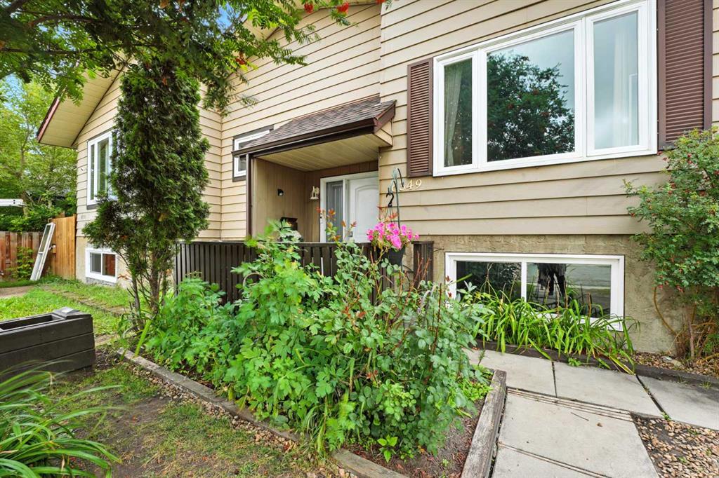 Third View of 6349 58 Avenue , Highland Green, Red Deer, Alberta, t4N6E2