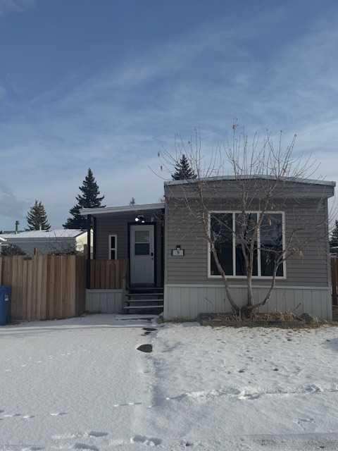 9, 5344 76 Street , A2272478, Alberta,