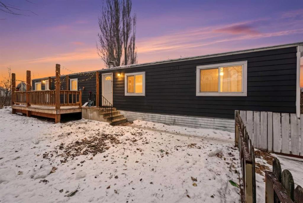 826 Bay Road , A2272482, Alberta,