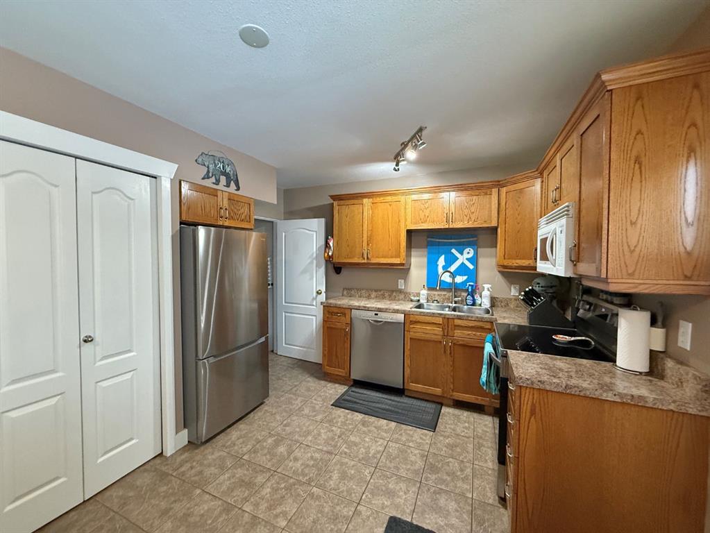 Fifth View of 31, 126 Hardisty Avenue , Hardisty, Hinton, Alberta, T7V1B6