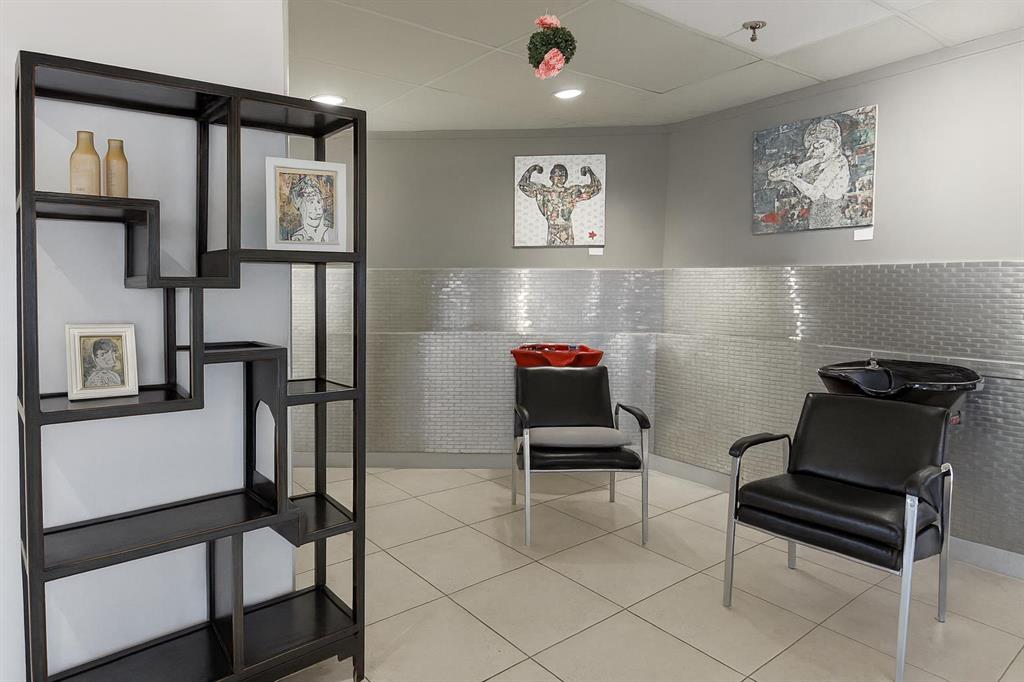 Fourth View of 100, 2909 17 Avenue SW, Killarney/Glengarry, Calgary, Alberta, T3E0B1