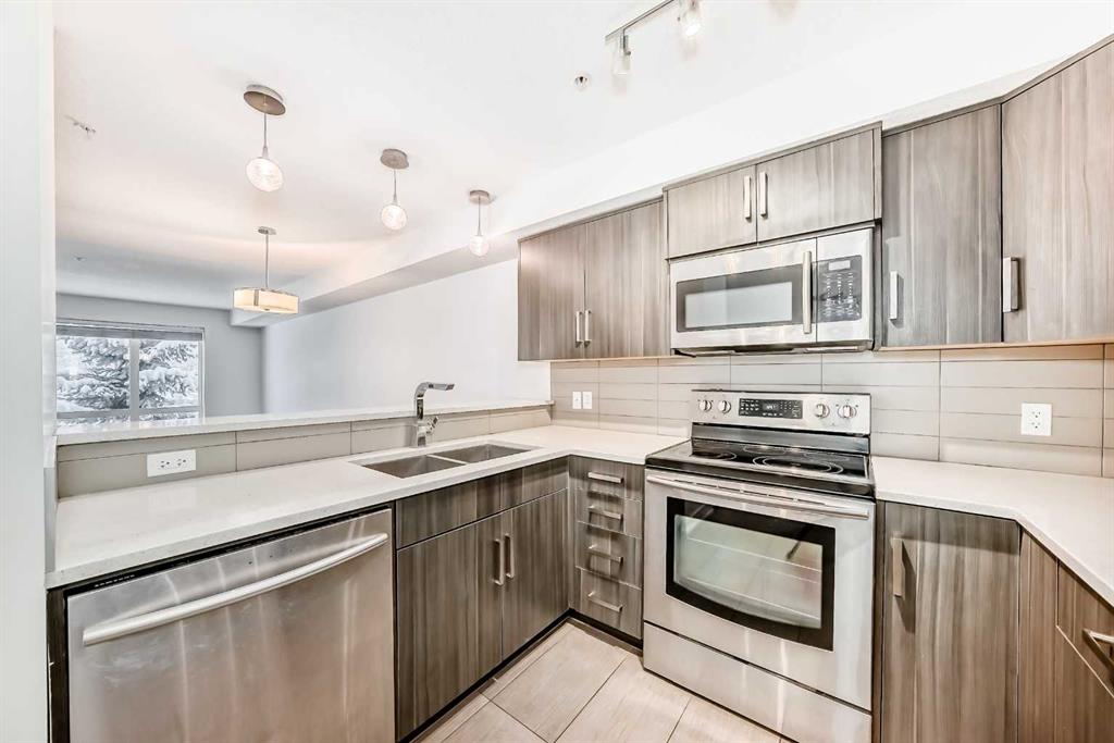 209, 611 Edmonton Trail NE, A2272514, Alberta,