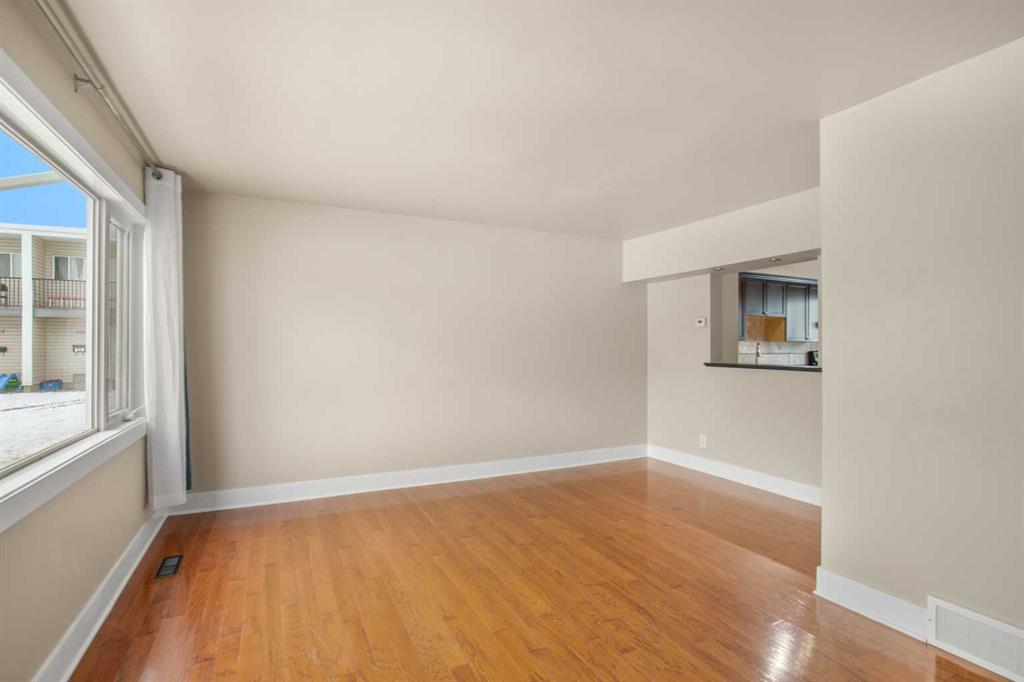 Fifth View of 502, 4719 33 Street , South Hill, Red Deer, Alberta, T4N 0N7