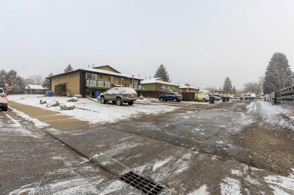 Fifth View of 4, 1701 St Edward Boulevard N, St Edwards, Lethbridge, Alberta, T1H 1X2