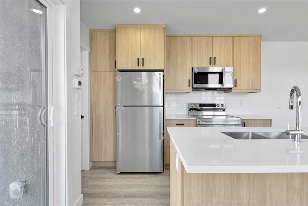 Third View of 4903 Bowness Road NW, Bowness, Calgary, Alberta, T3B1H1