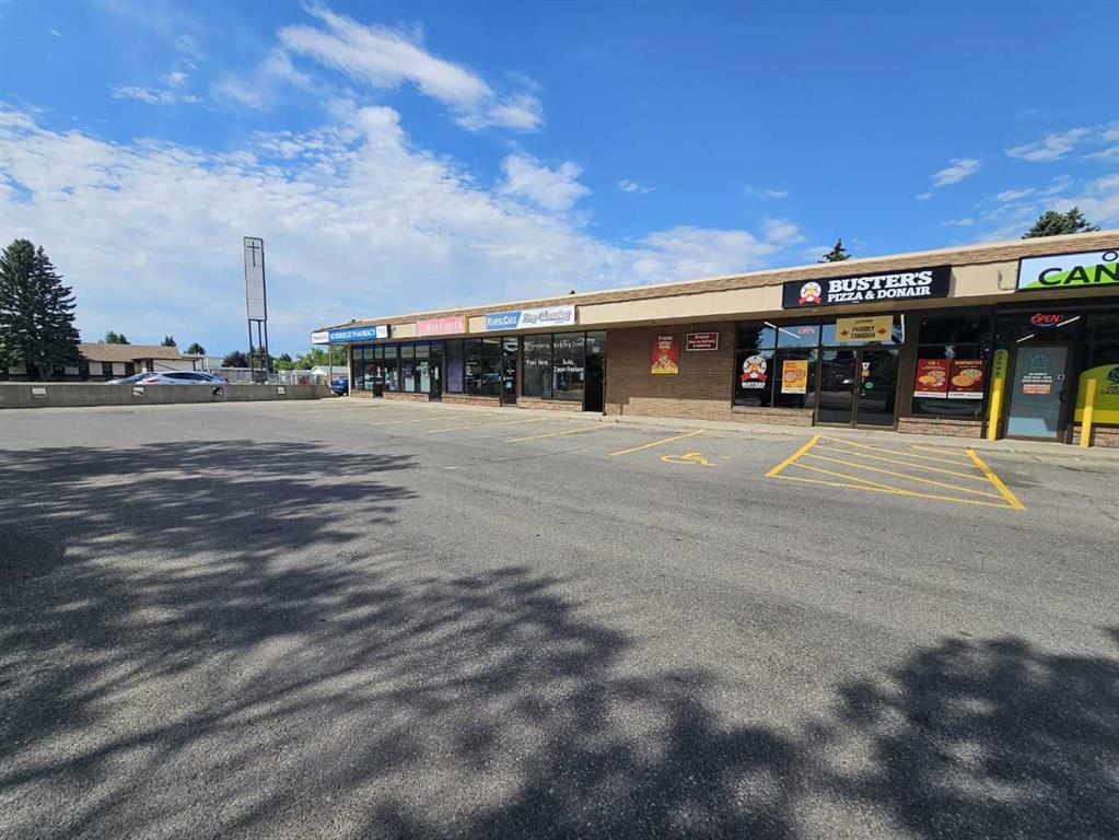 Second View of 724 23 Street N, Westminster, Lethbridge, Alberta, T1H 3H7