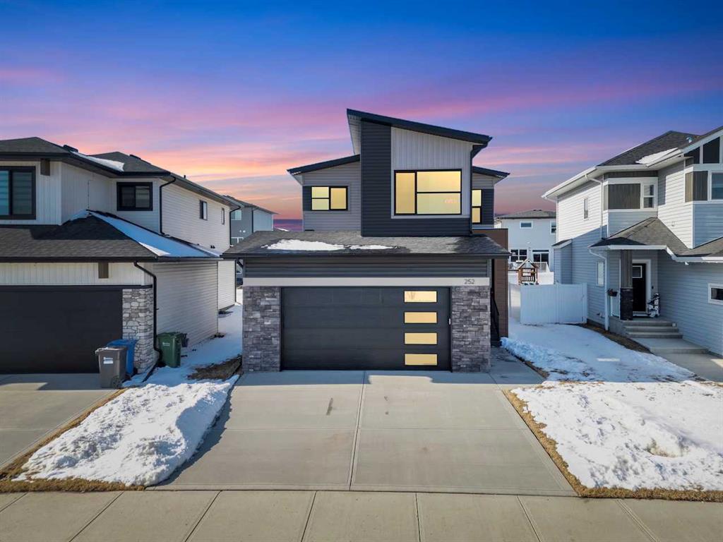252 Emerald Drive , A2272676, Alberta,