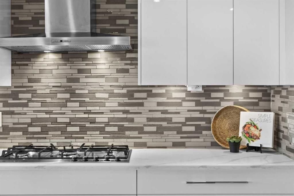 Fifth View of 21 Rockbluff Place NW, Rocky Ridge, Calgary, Alberta, T3G5B1