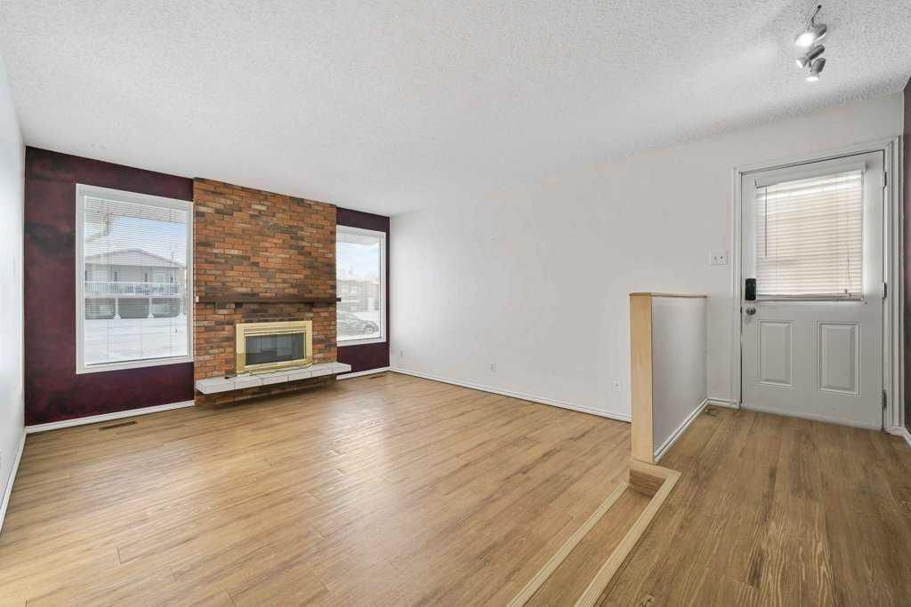 Third View of 712 1 Street SE, NONE, Redcliff, Alberta, T0J 2P0