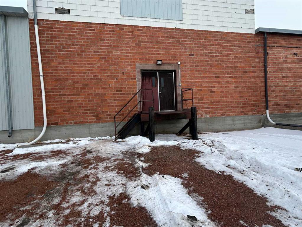 Second View of 3, 2404 2nd Avenue N, Anderson Industrial Park, Lethbridge, Alberta, T1H 0C2