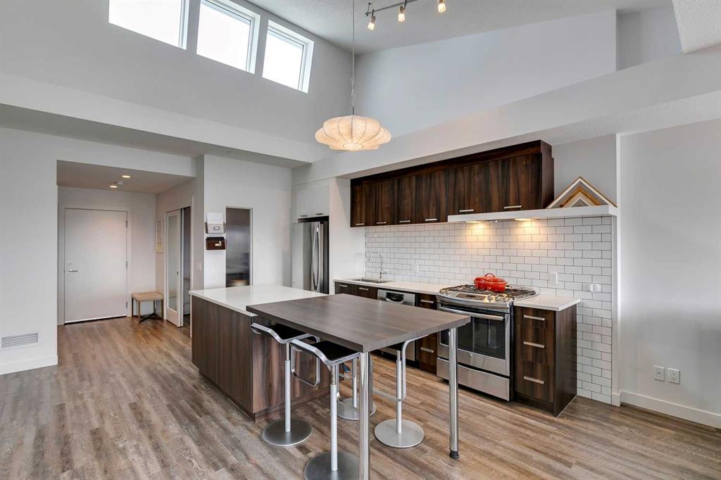 Fourth View of 408, 730 5 Street NE, Renfrew, Calgary, Alberta, T2E3W8