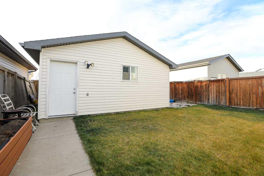 Fifth View of 52 Lynx Road N, Uplands, Lethbridge, Alberta, T1H6V1