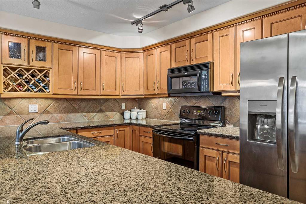 Fifth View of 112, 150 Crosbow Place , Three Sisters, Canmore, Alberta, T1W 3H5