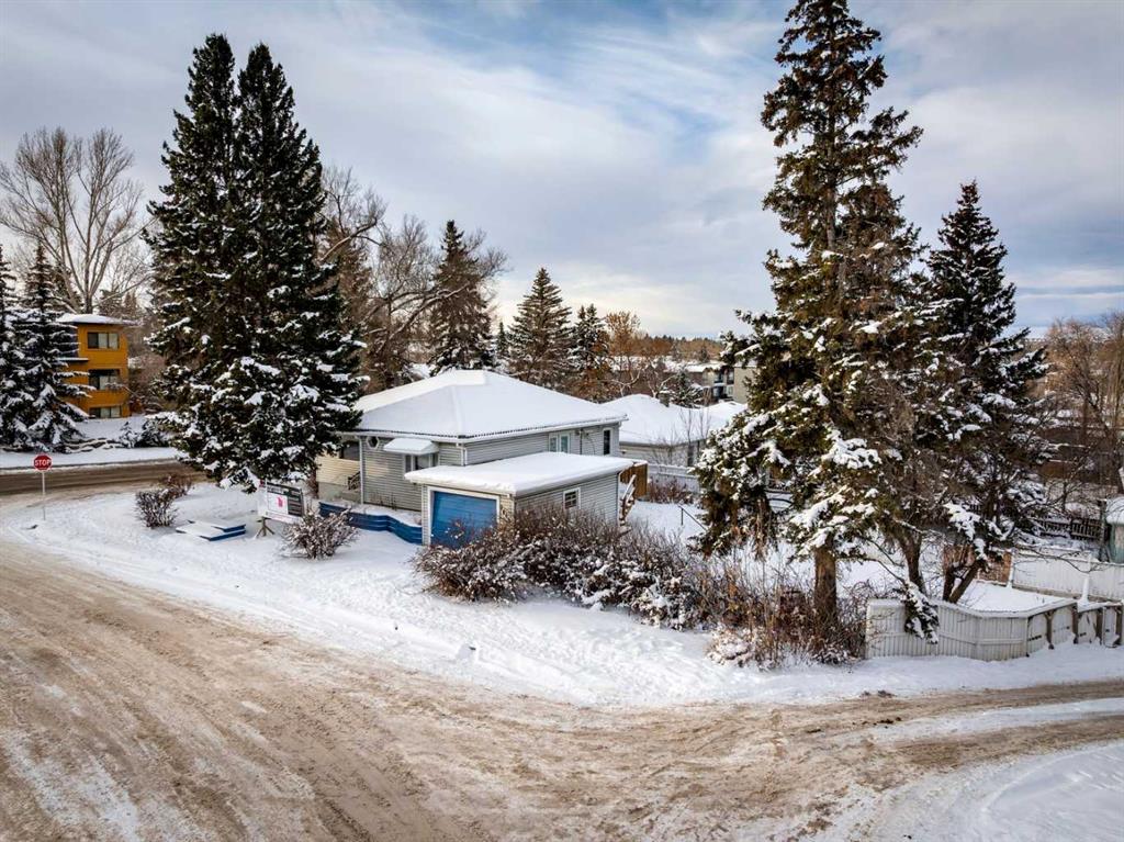 Third View of 2645 21 Street SW, Richmond, Calgary, Alberta, T2T 5A9