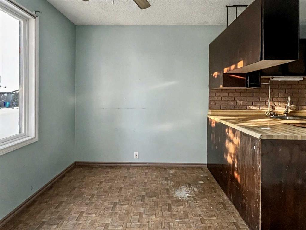 Fifth View of 114 Bird Crescent , Thickwood, Fort McMurray, Alberta, T9H 4T2