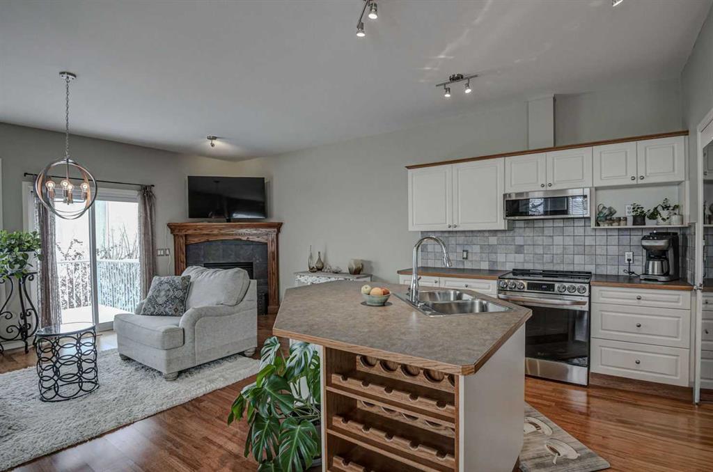 Fifth View of 96 Hampstead Green NW, Hamptons, Calgary, Alberta, T3A 6H2