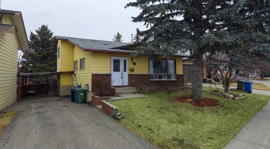 Second View of 76 Coach Manor Rise SW, Coach Hill, Calgary, Alberta, T3H 1C4