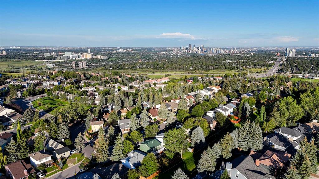 Third View of 76 Coach Manor Rise SW, Coach Hill, Calgary, Alberta, T3H 1C4