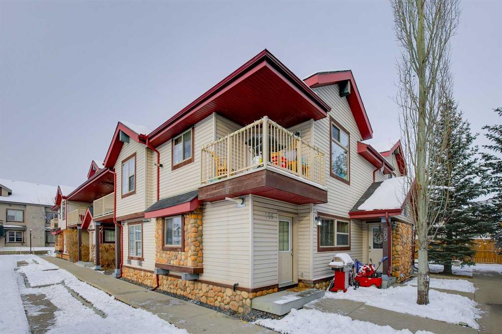 Third View of 105, 27 Everridge Square SW, Evergreen, Calgary, Alberta, T2Y 5J7