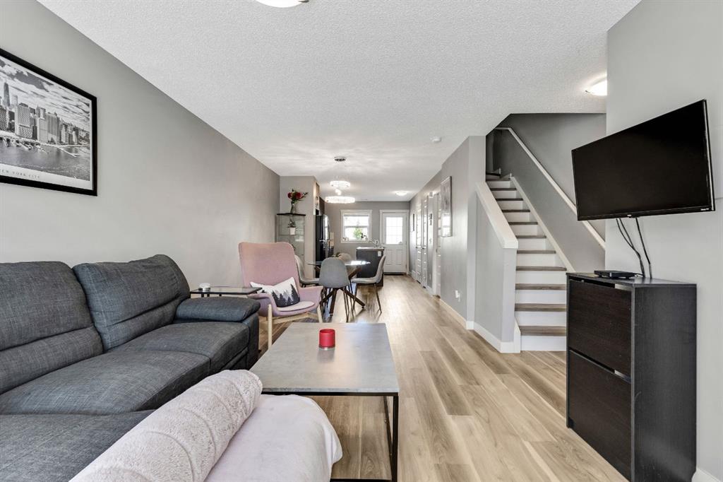 Fourth View of 220 Mckenzie Towne Close SE, McKenzie Towne, Calgary, Alberta, T2Z 1A9