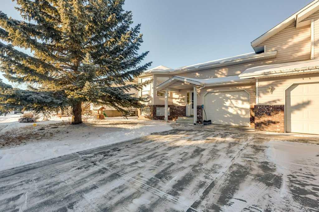 16 Lawrence Crescent , A2272992, Alberta,