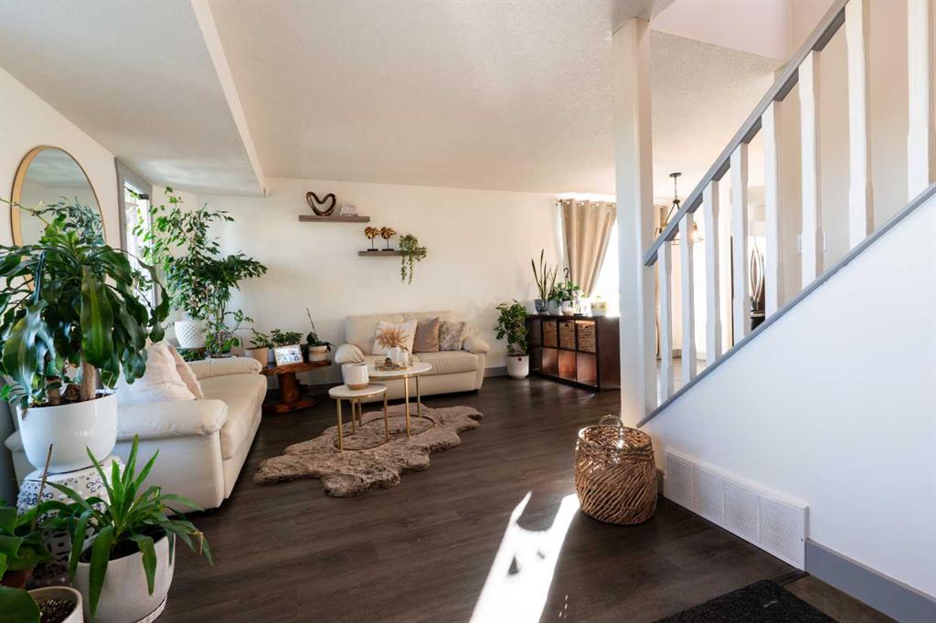 Fourth View of 6902 90 Street , Countryside North, Grande Prairie, Alberta, T8X0C1