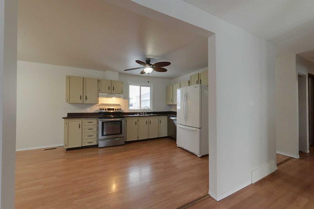 Fifth View of 400 8 Street SE, NONE, Slave Lake, Alberta, T0G 2A3