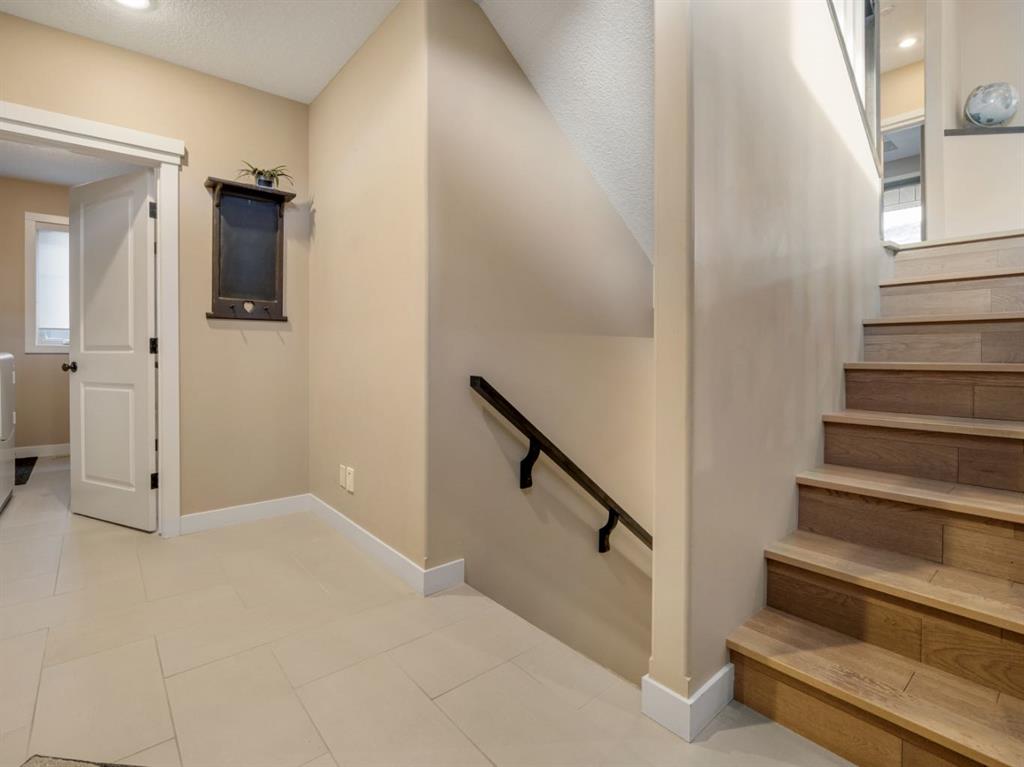 Fifth View of 223 Sixmile Ridge S, Southgate, Lethbridge, Alberta, T1K 5S9