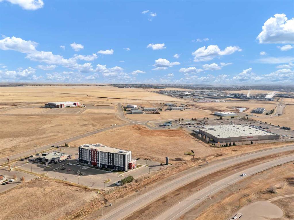 Fourth View of 2377 Box Springs Boulevard NW, NONE, Medicine Hat, Alberta, T1C 0C8
