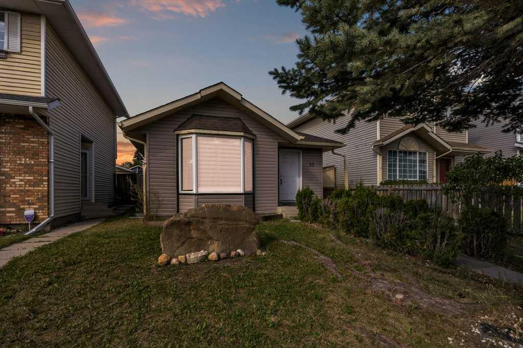 Fourth View of 32 Martindale Boulevard NE, Martindale, Calgary, Alberta, T3J 3H3