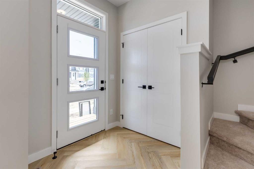 Fifth View of 7153 Rangeview Avenue SE, Rangeview, Calgary, Alberta, T3S 0R2