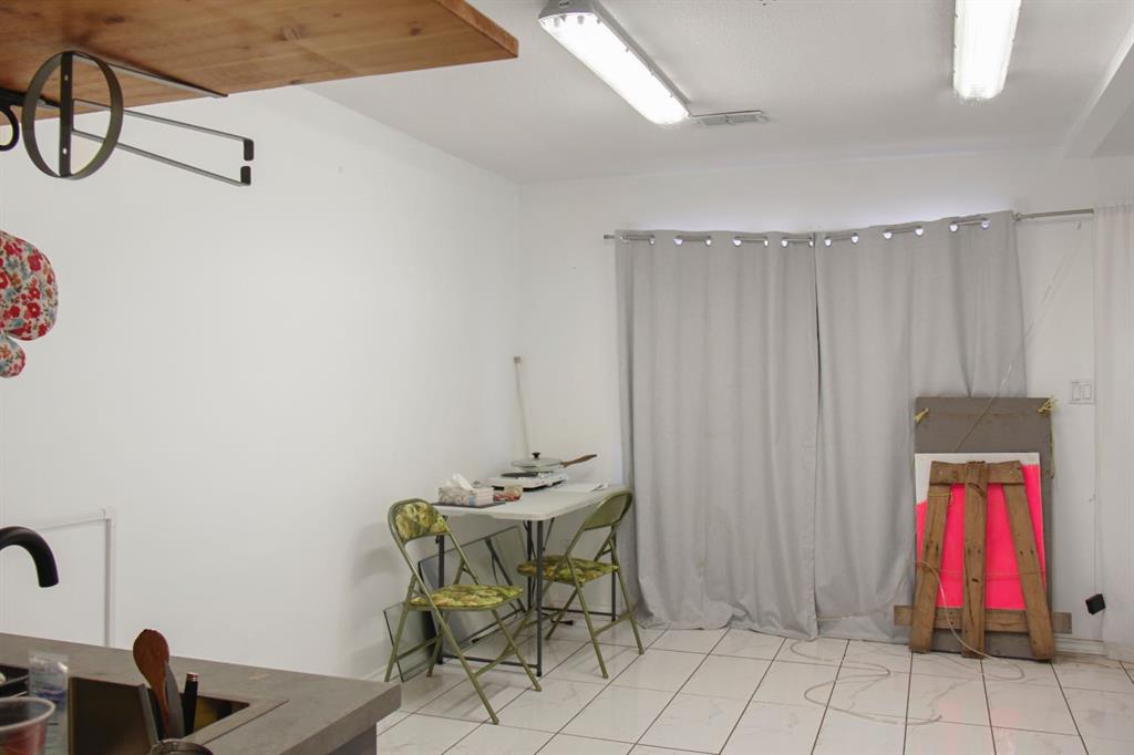 Fifth View of 5205 50 Street , Viking, Viking, Alberta, T0B 4N0