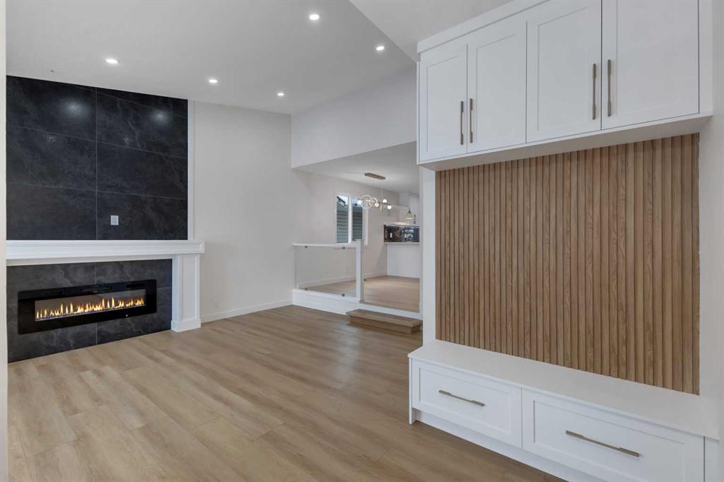 Fifth View of 19 Cedargrove Place SW, Cedarbrae, Calgary, Alberta, T2W 4T8