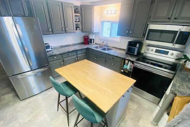 Fifth View of 19, 133 JARVIS Street , Hillcrest, Hinton, Alberta, T7V1R3