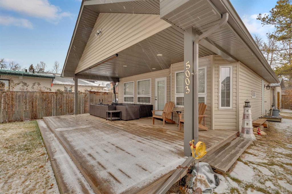 Fourth View of 5003 36 Street , Cottage Area, Sylvan Lake, Alberta, T4S 1B2