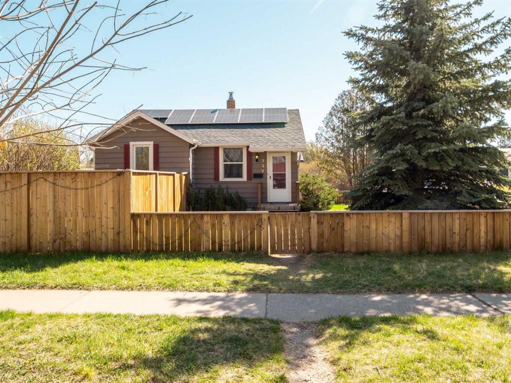 727 15 Street S, A2273450, Alberta,