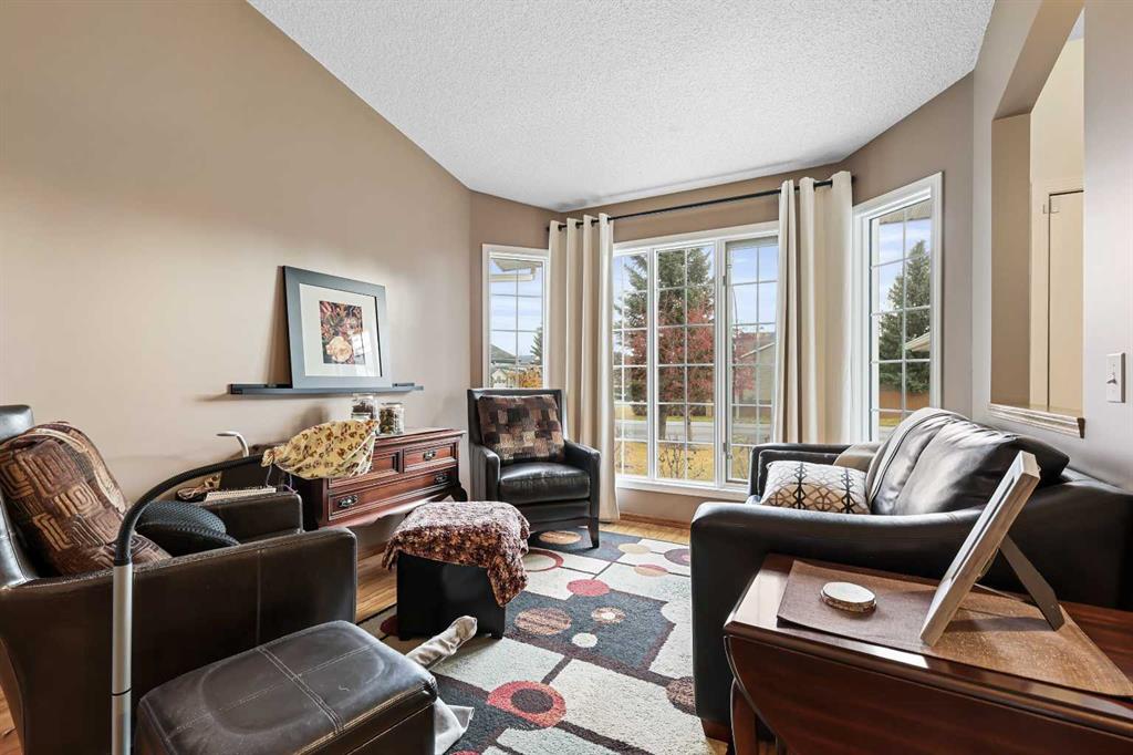 Fifth View of 1208 Sunvista Way SE, Sundance, Calgary, Alberta, T2X 3G1