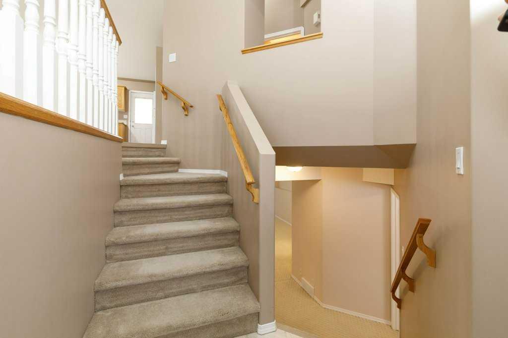 Fourth View of 207 Lancaster Drive , Lancaster Green, Red Deer, Alberta, T4R 2R4