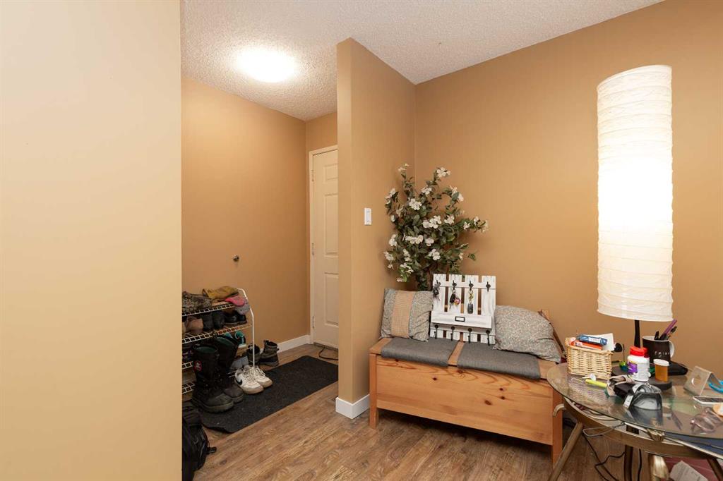 Fourth View of 78 Pensacola Court W, Varsity Village, Lethbridge, Alberta, T1K 4R6