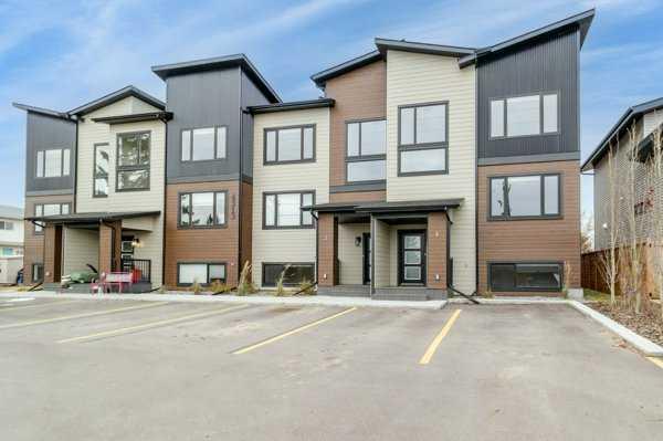4-4413 48 Avenue , A2273575, Alberta,